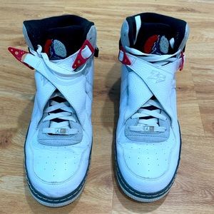 Nike Air Jordan “Bugs Bunny”